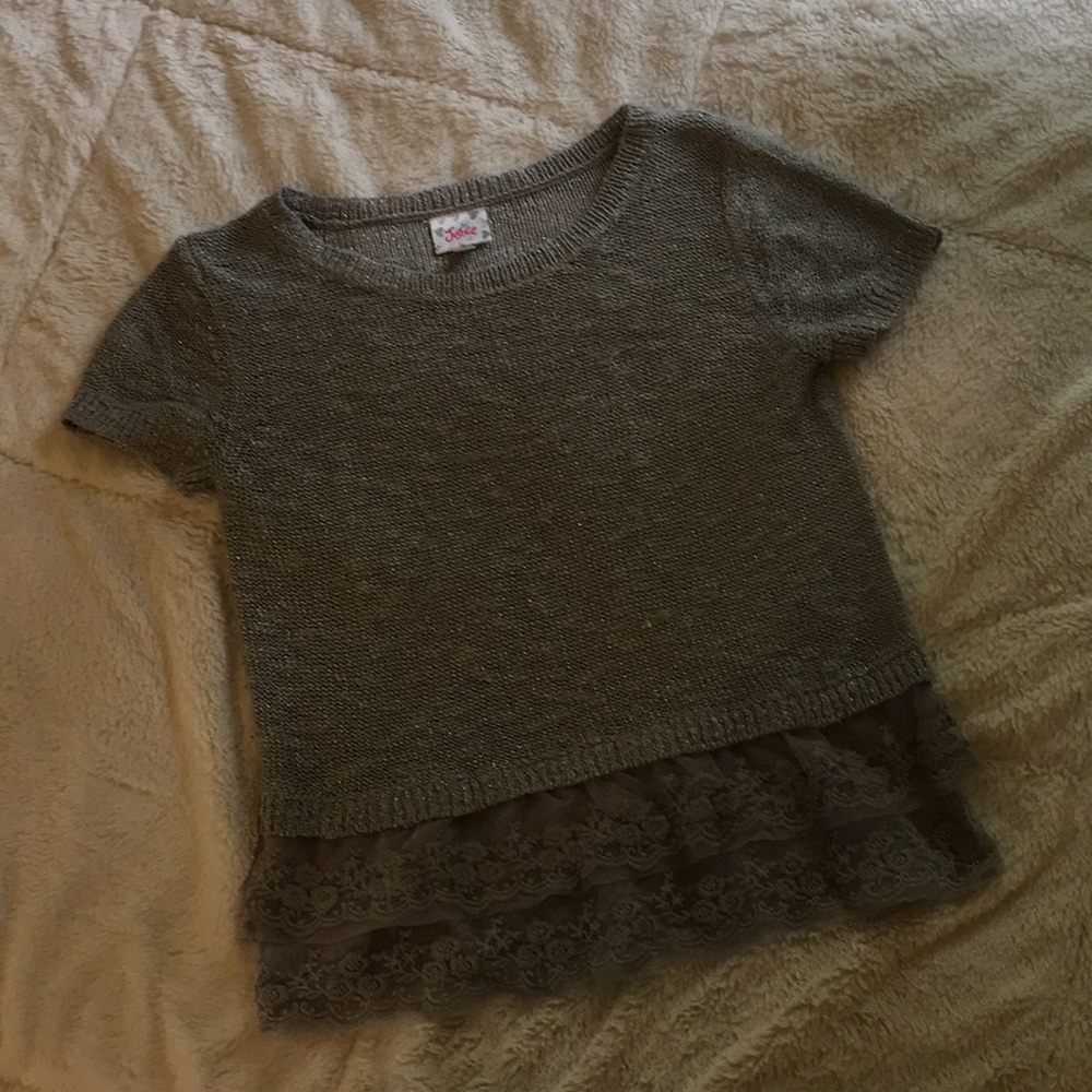 Silver knit tee with lace detail